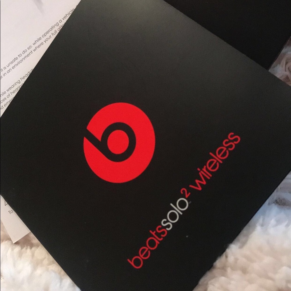 Beats Solo 2 wireless - Picture 6 of 7